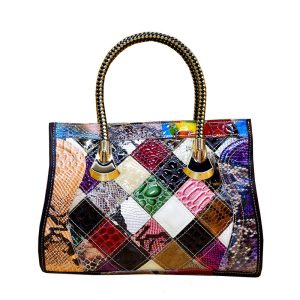 Lightweight Hand‑Stitched Snake‑Pattern Leather Crossbody – 340 mm × 240 mm × 120 mm Spacious Interior, Adjustable Strap, Shopdecimals