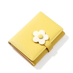 Feather‑Light Flower Coin Purse – Ultra‑Slim Wallet with Buckle Closure, 5 Vibrant Colors, Holds Cash & Cards – Shopdecimals