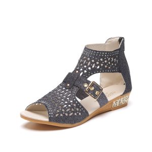 Ultra‑Light Rivet Flat Sandals for Women – 0.30 kg Comfort, Non‑Slip Sole & Quick‑Dry Breathable Upper – Shopdecimals Stylish Beige, Black & Gold Options