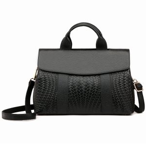 Spacious Black Messenger Bag for Women – Holds 15‑inch Laptop & Docs, Lightweight Comfort – Shopdecimals Exclusive
