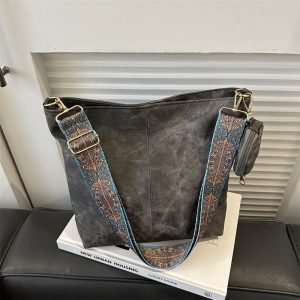 Large Capacity Fashion Vintage Wide Shoulder Strap Shoulder Bag | ShopDecimals