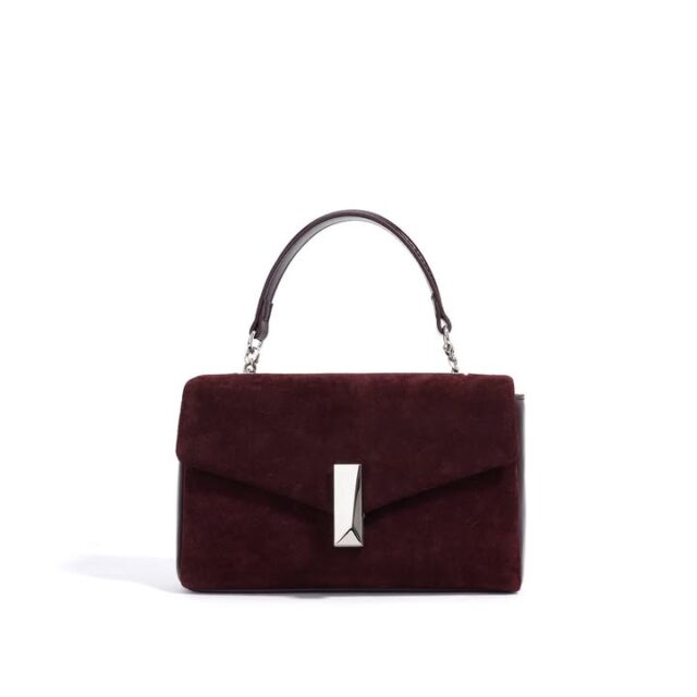 Ultra‑Light Cowhide Leather Shoulder Bag – Large 220×130×60 mm Capacity for Laptop & Essentials – Shopdecimals
Product Information:Color: Burgundy, coffeeOuter bag type: Sandwich pocketLeather features: two-layer cowhideHardness: softMaterial: genuine leatherSize: length 20CM * width 5CM * height 11CM, shoulder strap 9CM-56CMNumber of shoulder straps: SinglePackage List: 1*shoulder Bag

Carry everything you need without sacrificing style, thanks to a spacious 220 cm × 130 cm interior that fits laptops, books, and daily essentials in one sleek silhouette. Crafted from genuine cowhide, the bag weighs only 0.42 kg, so you stay light on the move. Discover how premium leather and thoughtful dimensions combine for effortless organization.

https://shopdecimals.com.ng/leather-large-capacity-cowhide-leather-single-shoulder-bag-shopdecimals/