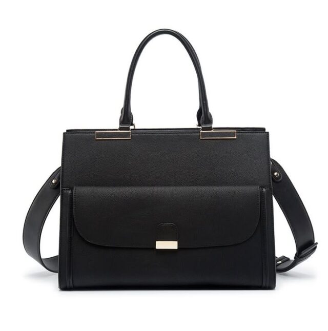 Lightweight Black Laptop Briefcase for Women – Dual‑Shoulder Carry, 15" Sleeve, 1.15 kg – Shopdecimals
Product Information:Name: Fashion One Shoulder Computer Bag Purpose: Carry on both shoulders and one shoulder Colour: Black Fabric: PU Size: width 38cm, high 31cm, thick 17cmHand: 14cmShoulder strap: about 120cmPackage List:Computer Bag * 1 

Stay organized on the go with a sleek black bag that holds a laptop and documents without weighing you down—at just 1.15 kg, it fits comfortably under the arm while the 380 mm × 310 mm × 170 mm compartments keep everything in place. Discover how this professional briefcase streamlines your workday.

https://shopdecimals.com.ng/women-carry-fashionable-computer-bags-shopdecimals/