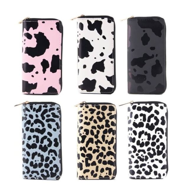 Lightweight Cow‑Pattern Zipper Wallet – Secure PU Leather, 210 mm Zip Pocket, 6 Colors | Shopdecimals
Product Information:Applicable gender: neutral / both men and womenMaterial: PU leatherWallet discount: 10% offOpening method: zipperWallet shape: horizontal squarePopular elements: printingPattern: anime cartoonColor: DX0061A, DXDX0061B, DXDX0061C, DXDX0061D, DXDX0061E, DXDX0061FSize information:Size: 19*10*2.5cmPackage List:Wallet *1

Stay organized without bulk thanks to a lightweight 0.15 kg design that slides easily into any bag, while the extended 210 mm zip compartment holds cash, cards, and receipts securely. Choose from six stylish cow‑pattern colors and discover how effortless daily carry can be.

https://shopdecimals.com.ng/cow-pattern-ladies-wallet-pu-long-zipper/