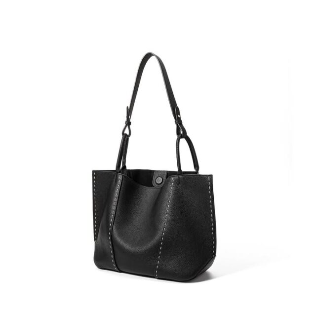 Lightweight 0.75 kg First‑Layer Cowhide Commuter Shoulder Bag – Spacious 400×270×80 mm Capacity, Single Strap – Shopdecimals
Product Information:Applicable scenarios: Daily matching Color: Black [first layer cowhide]] Outer bag type: Sandwich pocket Leather characteristics: first layer cowhide Hardness: medium and soft Material: genuine leather Suitcase shape: Horizontal Square Bag internal structure: zipper changing bag Popular elements: sewing line Style: cross-border Fashion Number of shoulder straps: SinglePackage List: Leather bag *1

Carry everything you need without sacrificing comfort, thanks to a 0.75 kg bag that feels light even when fully loaded. Its 400 cm length and 270 cm width provide a spacious interior for laptops, documents, and daily essentials. Discover how this sleek black cowhide shoulder bag transforms your commute.

https://shopdecimals.com.ng/large-capacity-first-layer-cowhide-commuter-hand-carrying-bag-big-bag-shoulder-bag-shopdecimals/