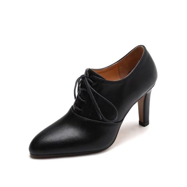 Lightweight 100 mm Wedge Heel – Authentic British‑Style Leather Pointed Loafers with Lace‑Up Fit – Shop Decimals
Product Information:Lining material: pigskin Color: wine red, black patent leather, beige, black soft leather Upper height: low top Heel height: high heel (6-8cm) Heel shape: Wedge Size: 31,32,33,34,35,36,37,38,39,40,41,42,43,44,45,46 Sole craft: viscose shoes Cutting depth: Middle mouth (7-11cm) Sole material: beef tendon Popular elements: cross straps Toe holder shape: Pointed Shoe Upper material: Cowhide Wearing method: front lace-up Style: BritishPackage List:  1 pair of high heels Product Image:

Step into all‑day confidence with a heel that balances elegance and comfort; the authentic leather construction stays supple while the 0.80 kg weight prevents fatigue, letting you command any room. Explore how British‑style detailing and a secure lace‑up fit elevate your look.

https://shopdecimals.com.ng/high-heel-lace-up-authentic-leather-british-style-pointed-leather-shoes-mid-heel-loafers-shopdecimals/